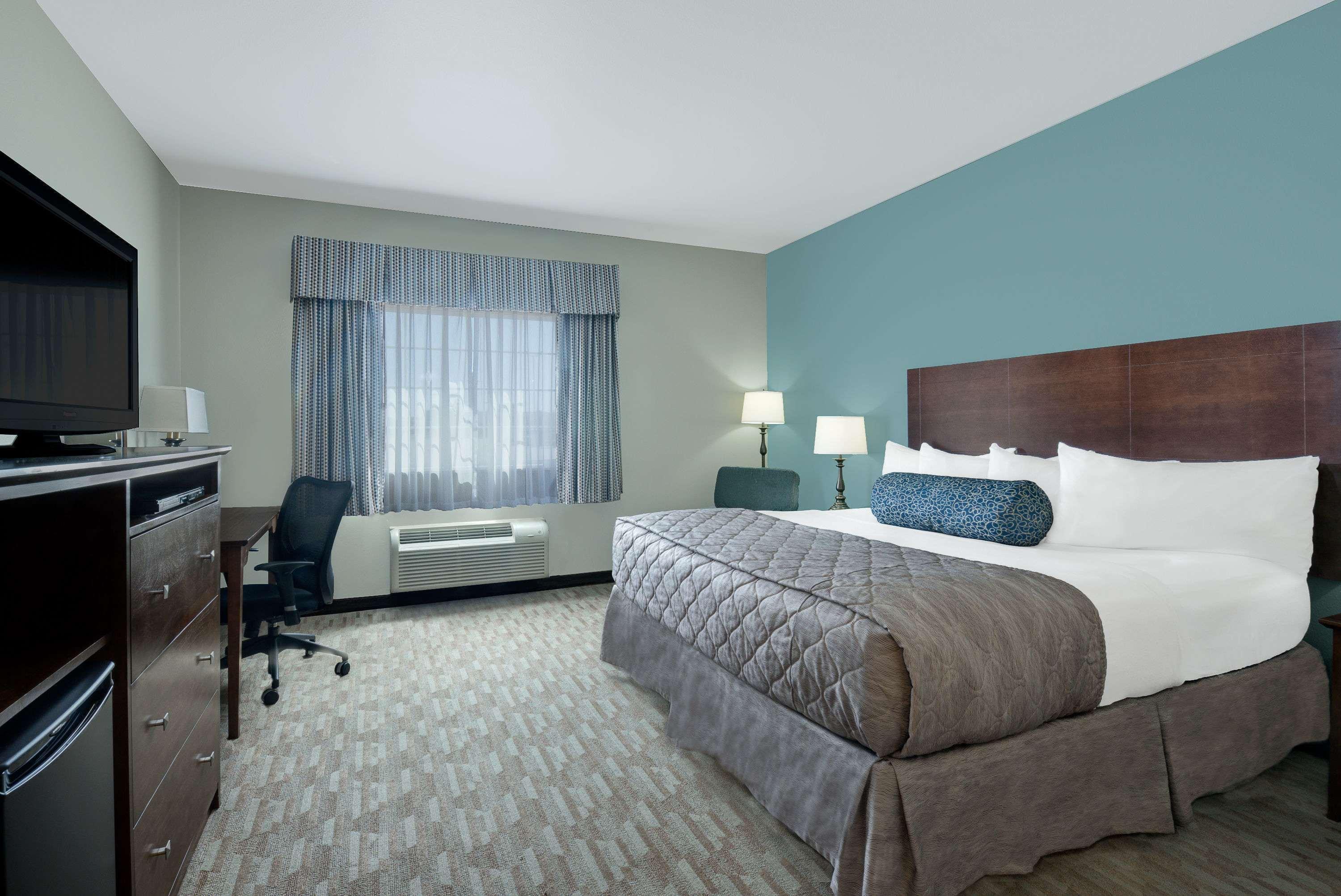 Baymont By Wyndham