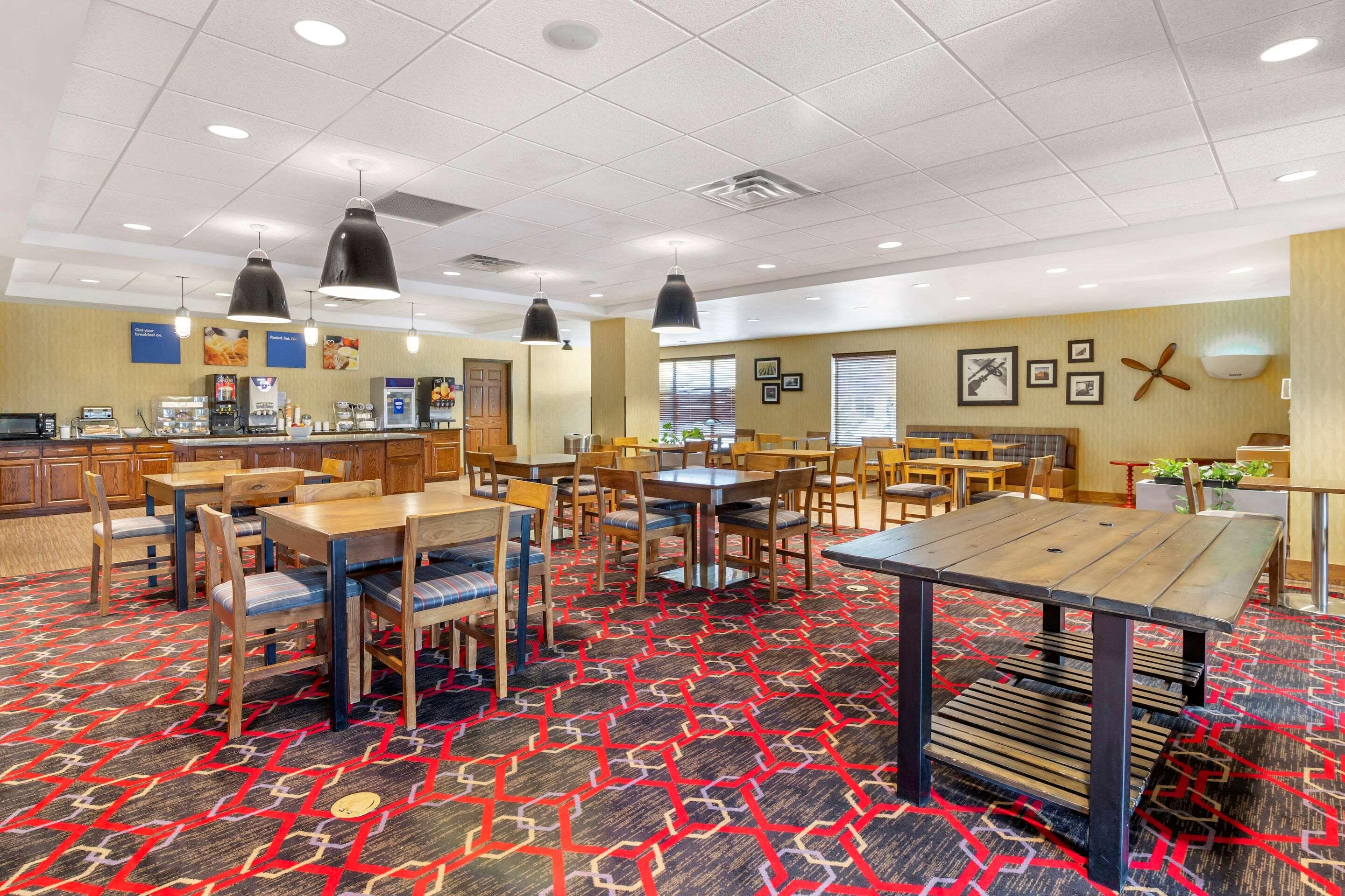 Hotel Sonesta Essential Minot