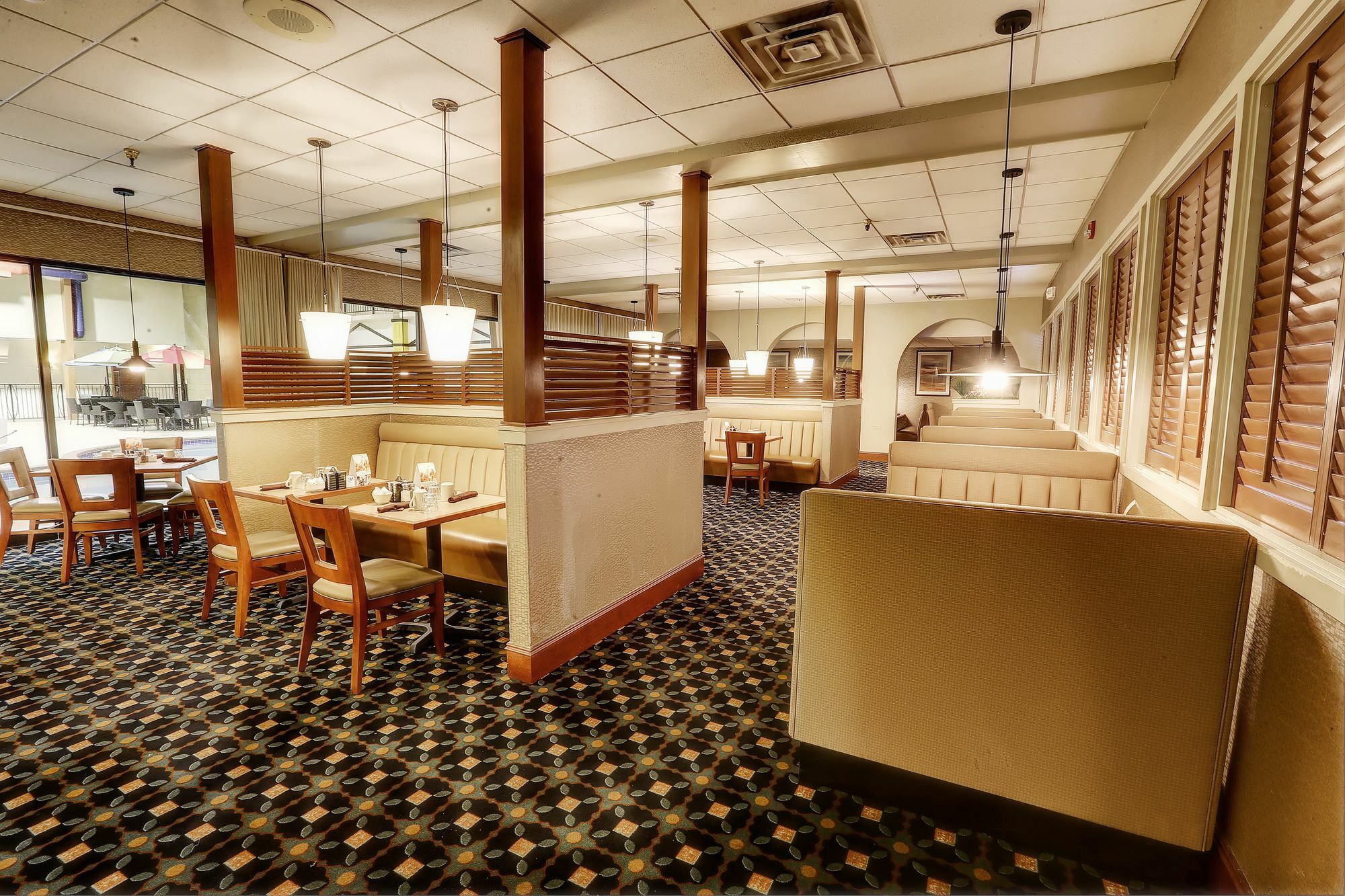 Hotel Clarion Convention Center