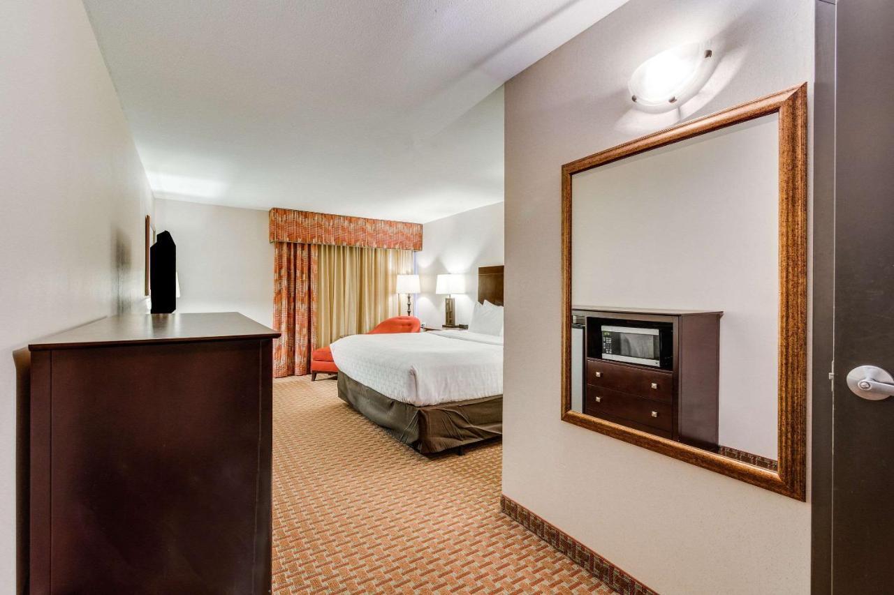Clarion Convention Center 3* Minot