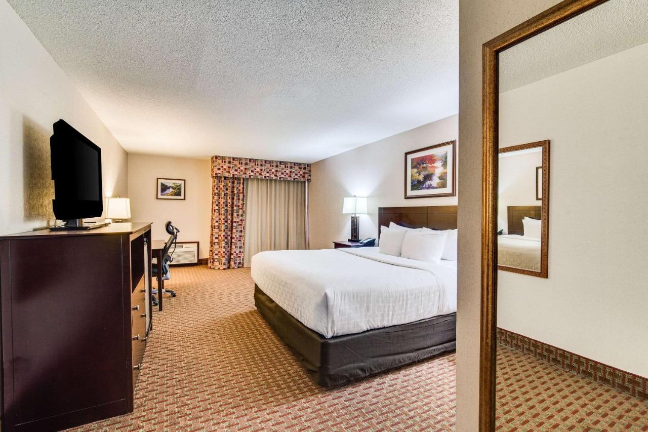 Clarion Convention Center Minot